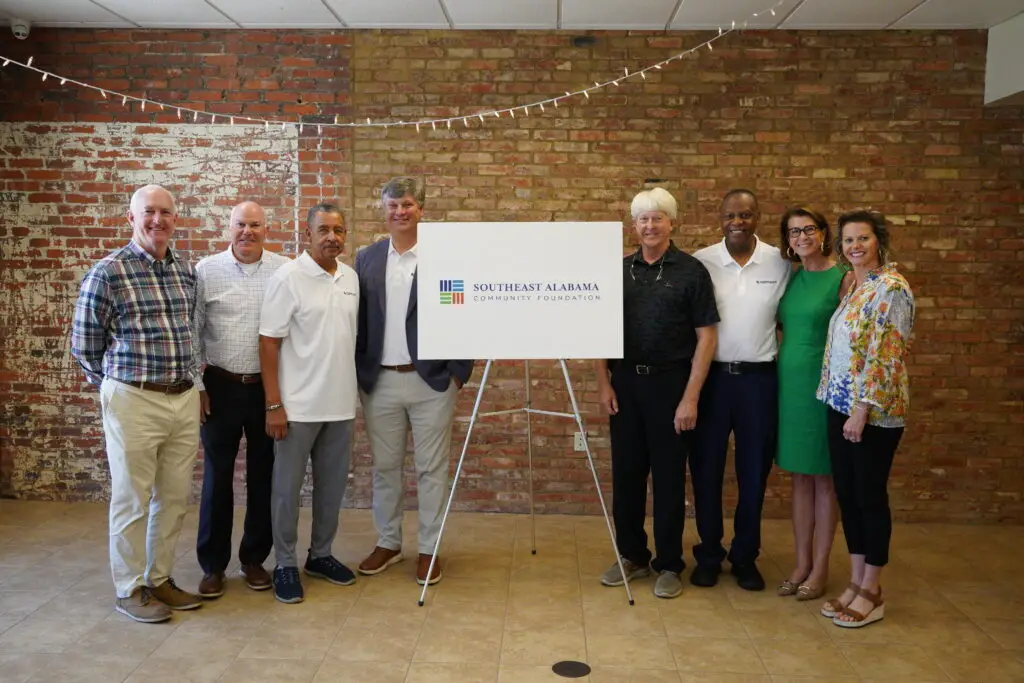 Grant recipients standing with representatives from the Southeast Alabama Community Foundation