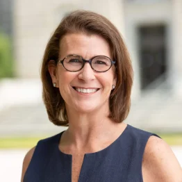 Burton Crenshaw headshot